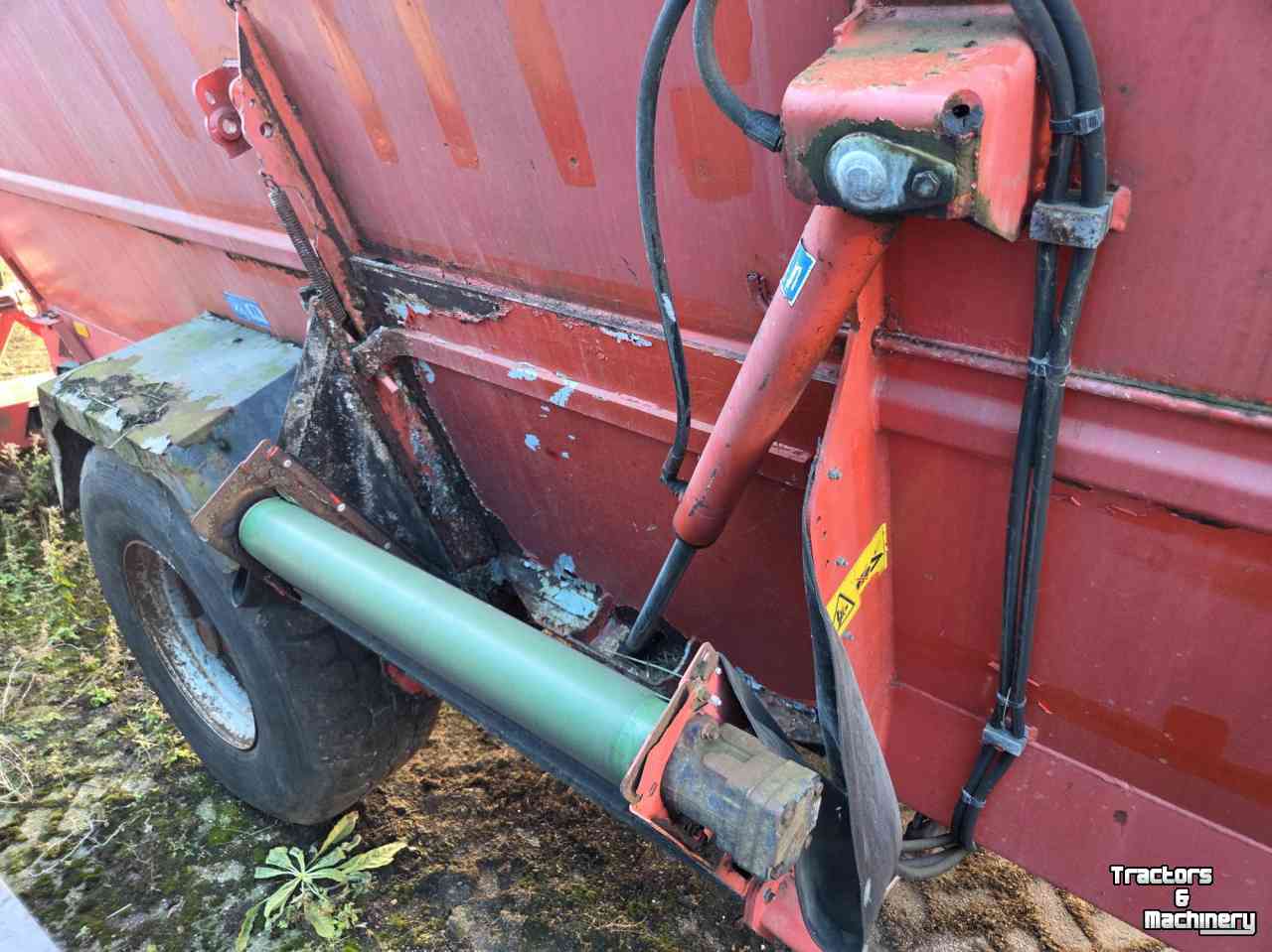 Feed mixer Kuhn EUROMIX 1860