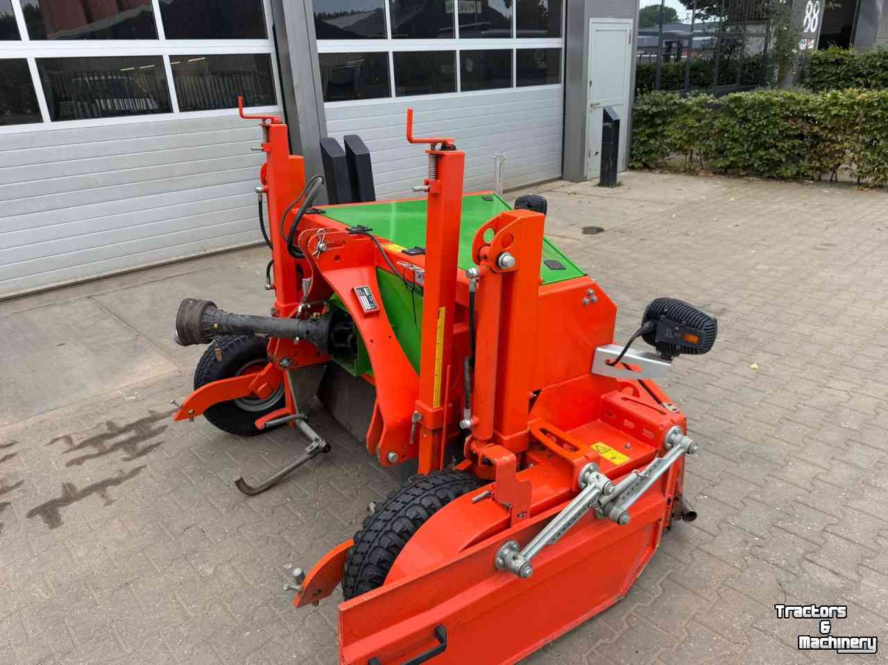 Haulm Topper Holaras UM 150-F