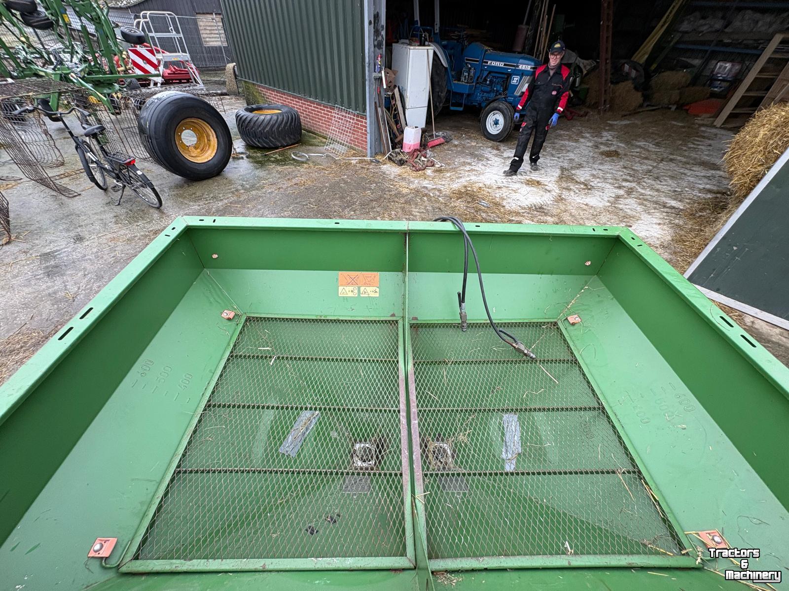 Fertilizer spreader Amazone ZA-X Perfect 1402