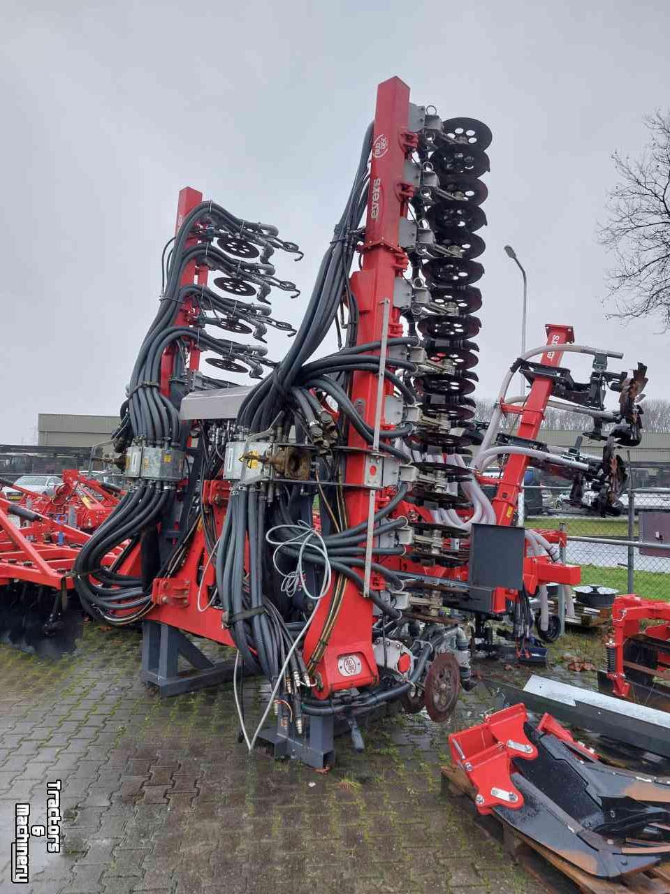 Grassland injector Evers Duo Disc 975