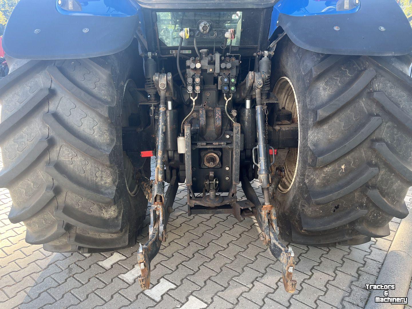 Tractor New Holland TM190
