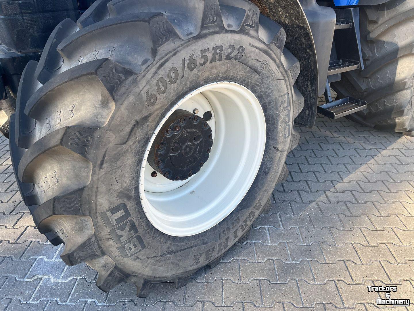 Tractor New Holland TM190
