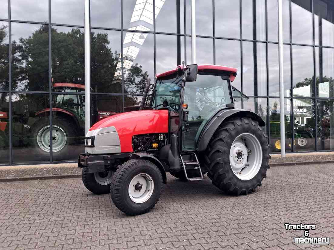 Tractor McCormick C-100MAX
