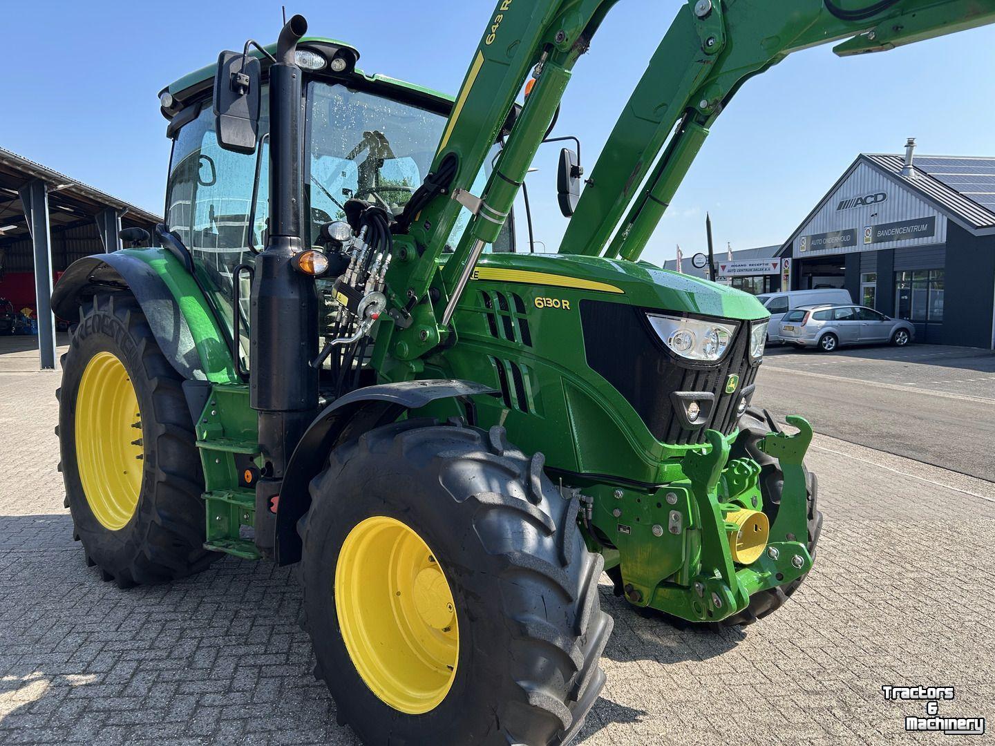 Tractor John Deere 6130R