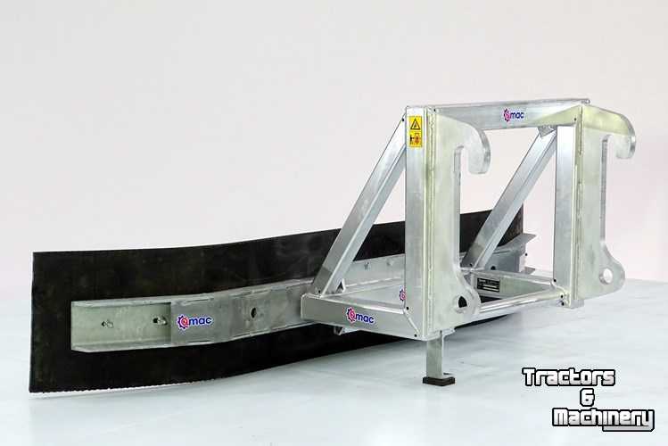 Rubber yard scraper Qmac Modulair gebouwde rubberschuif aanbouw Ahlmann