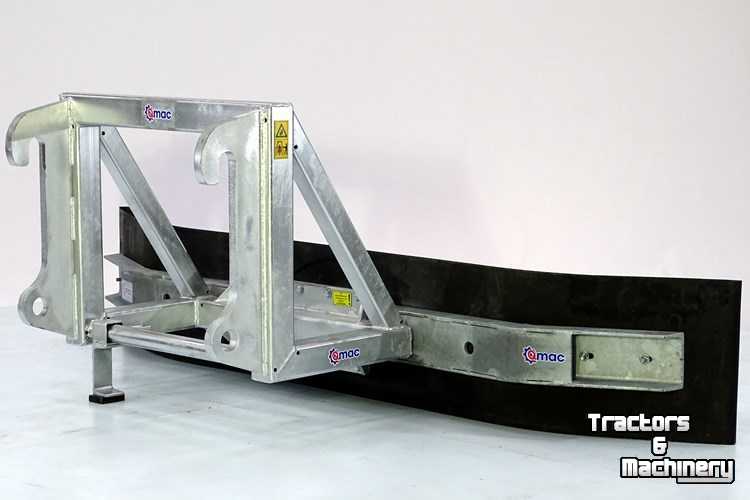 Rubber yard scraper Qmac Modulair gebouwde rubberschuif aanbouw Ahlmann
