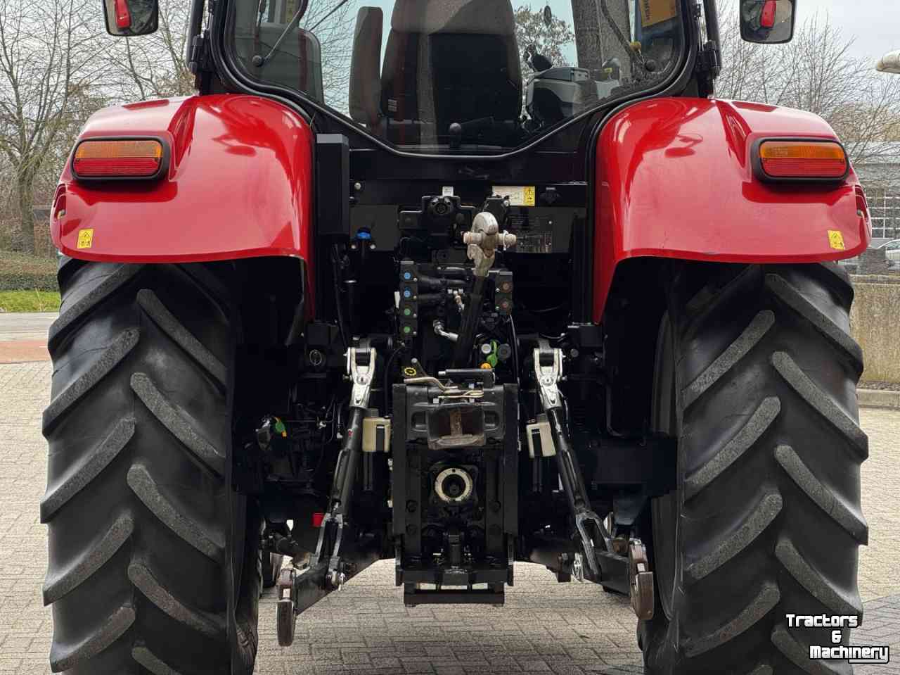 Tractor Case-IH Maxxum 115CVX vario 6cil  Stage V  Hydr. rem  Voorlader steunen vol geveerd