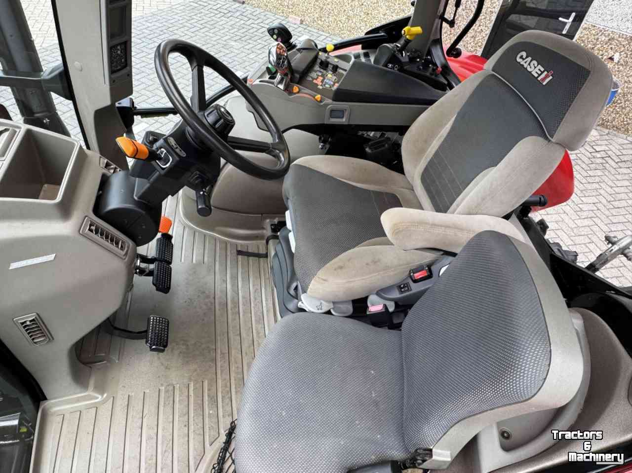 Tractor Case-IH Maxxum 115CVX vario 6cil  Stage V  Hydr. rem  Voorlader steunen vol geveerd