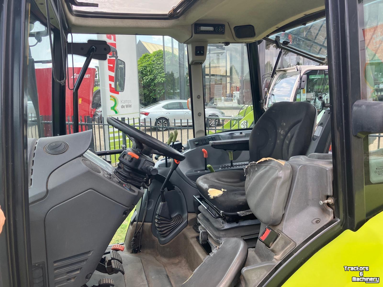 Tractor Claas AXOS 320 CX