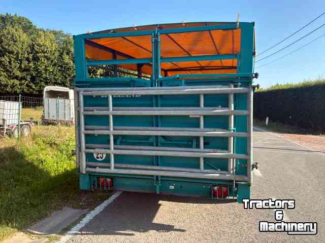 Livestock trailer Rolland v52