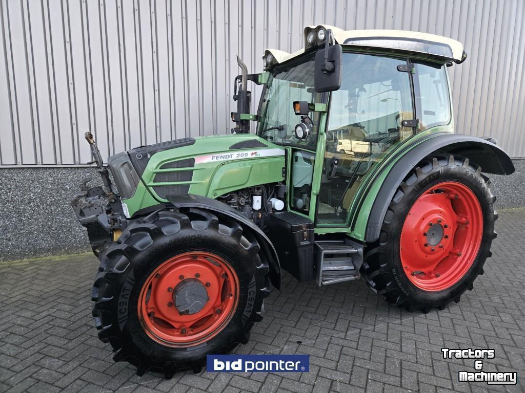Tractor Fendt 209S