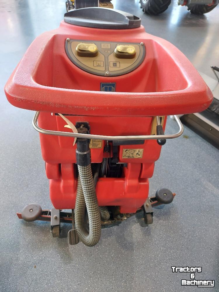 Other cleaning and sweeping machines and accessories  40B50