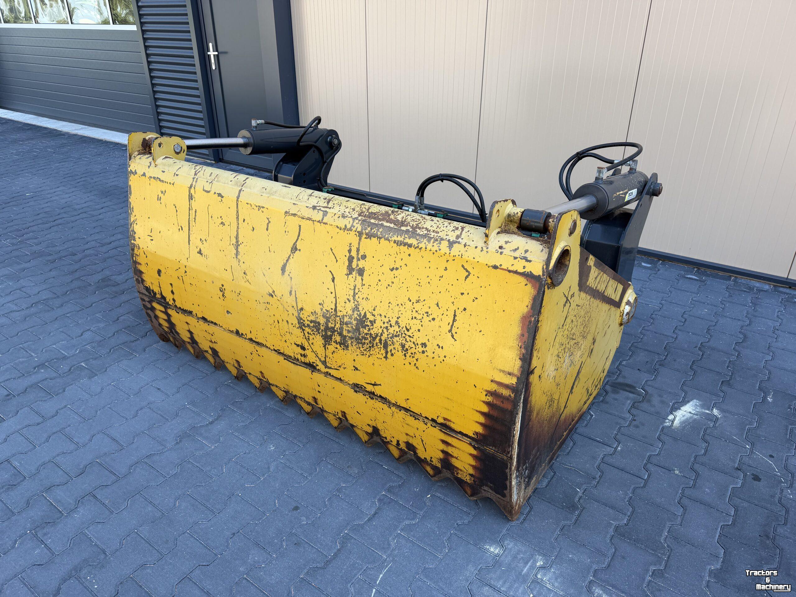 Silage cutting bucket Mammut Kuilhapper