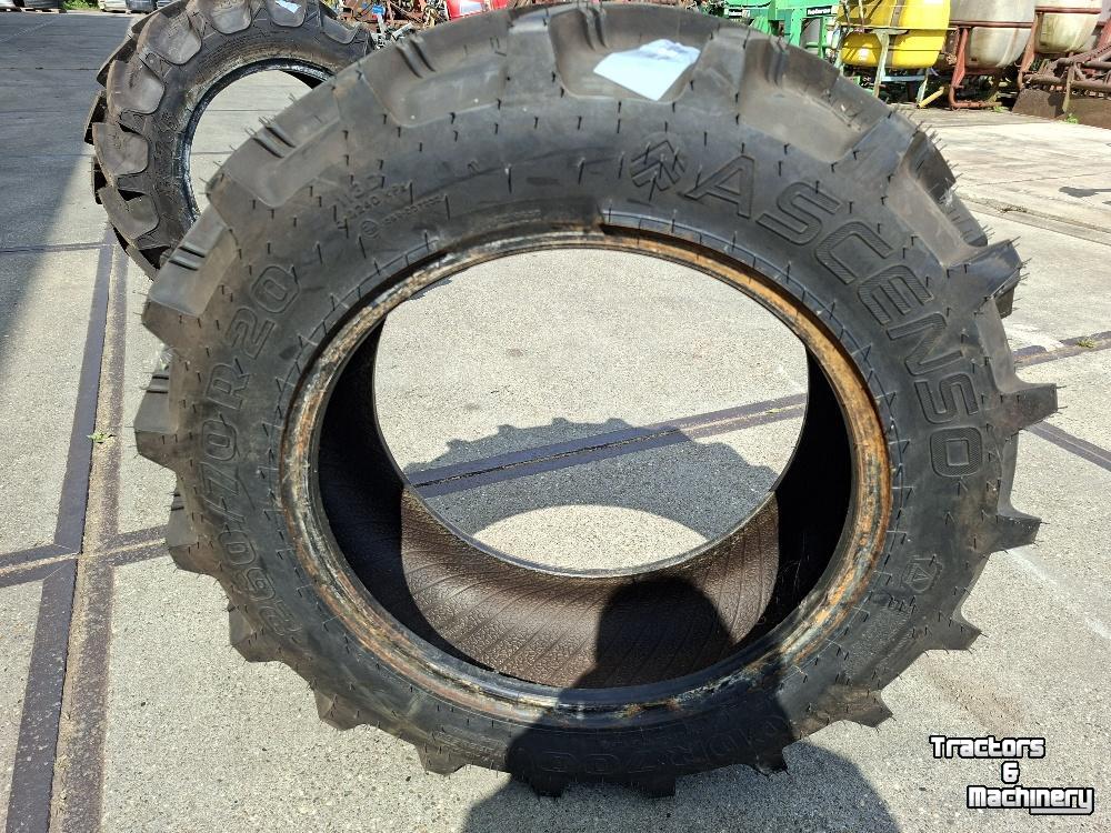 Wheels, Tyres, Rims & Dual spacers Ascenso  BAND 260/70R20[1]