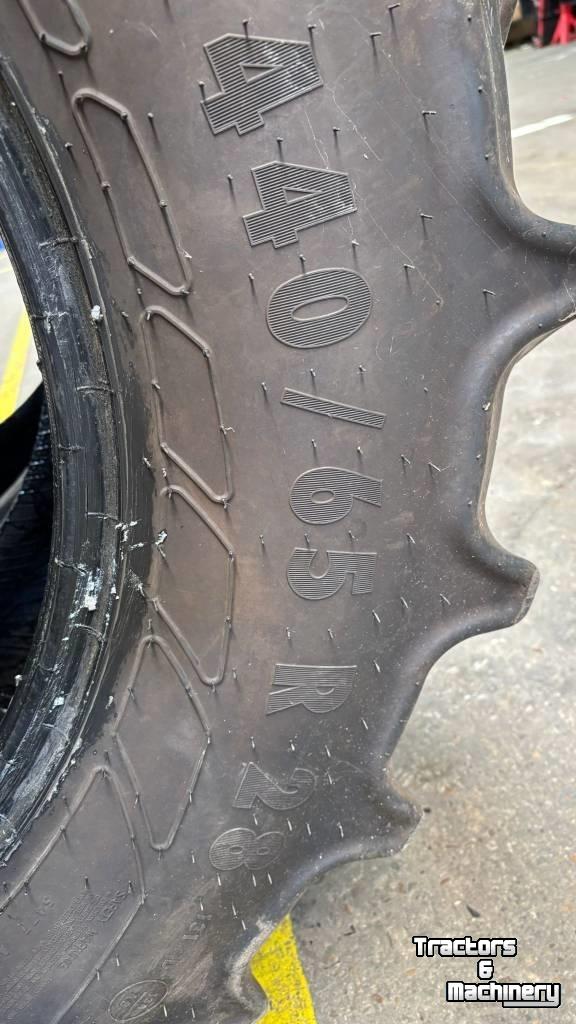 Wheels, Tyres, Rims & Dual spacers Mitas 440/65R28