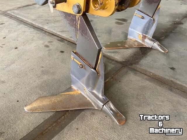 Deep subsoiler Alpego Delta 300
