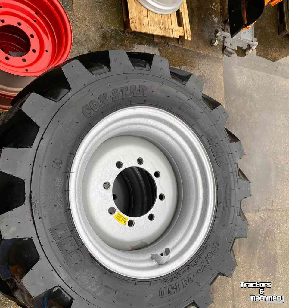 Wheels, Tyres, Rims & Dual spacers BKT 400/70R24 Constar Nieuw