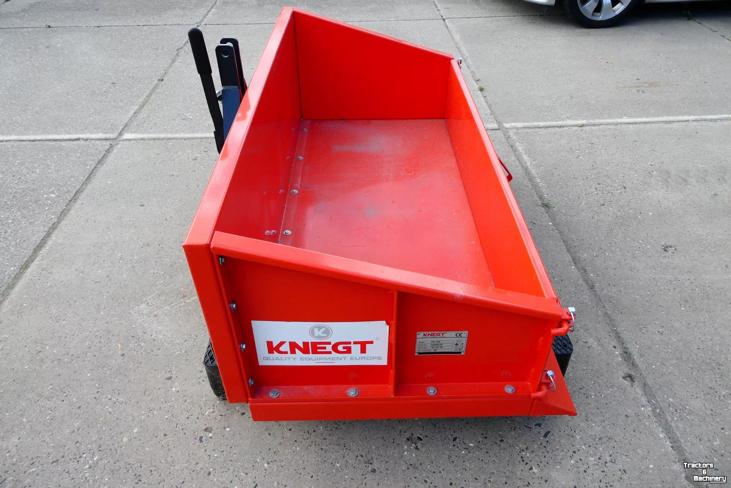 Tractor tipping boxes Knegt Grondbak