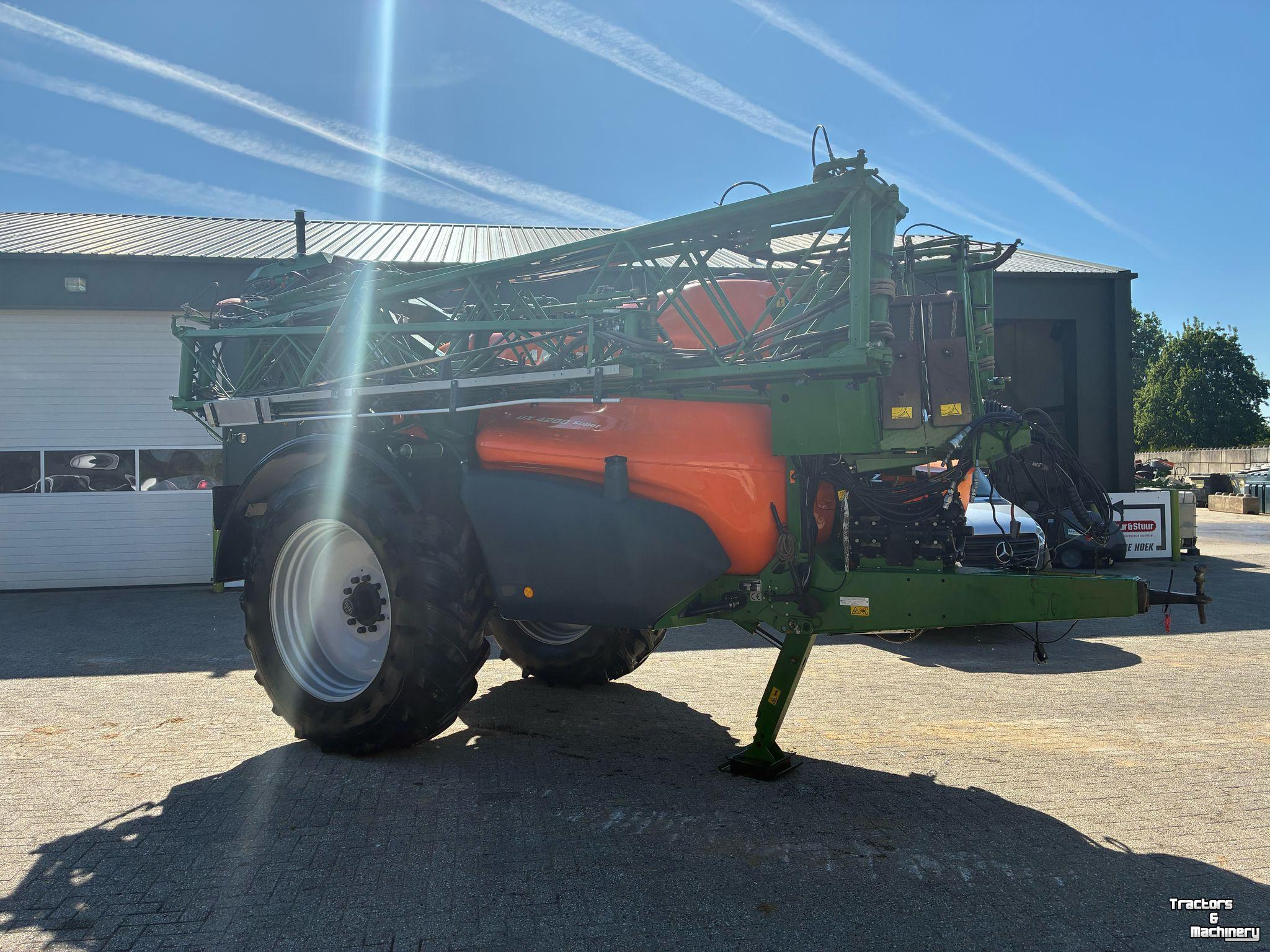 Fieldsprayer 3 points Amazone UX 4200-39-3 DCS