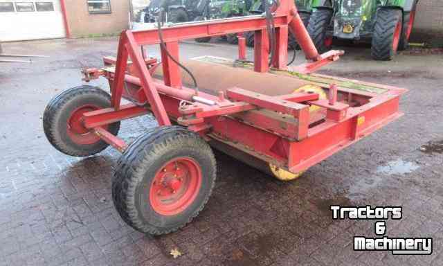Grassland roll  Landrol met Wielstel
