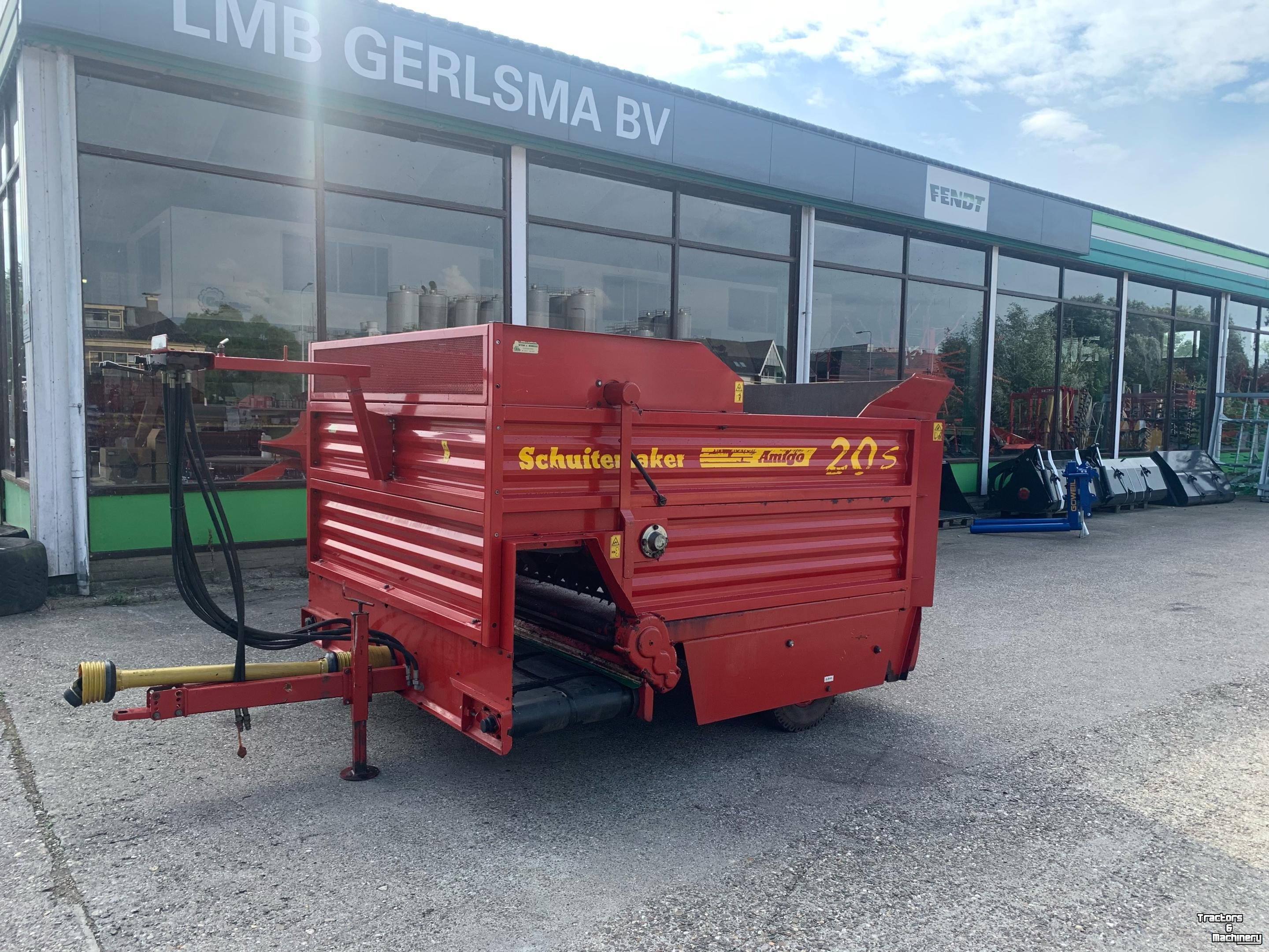 Silage-block distribution wagon Schuitemaker 20 S