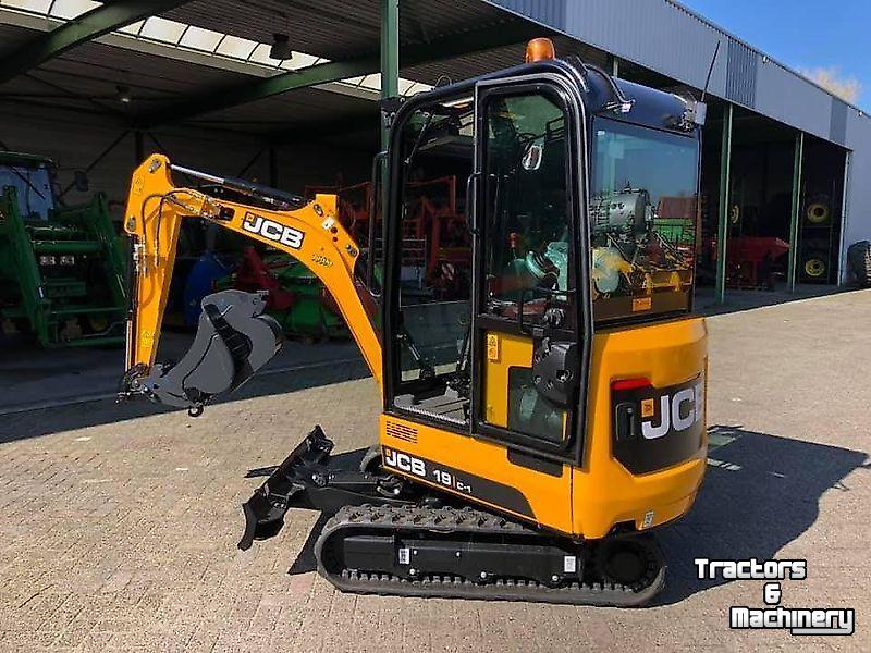 Excavator mobile JCB 19C-1 PC