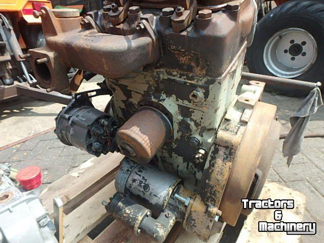 Engine Holder 2cil 4 takt motor