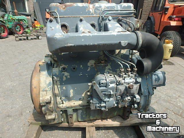 Engine Holder 2cil 4 takt motor