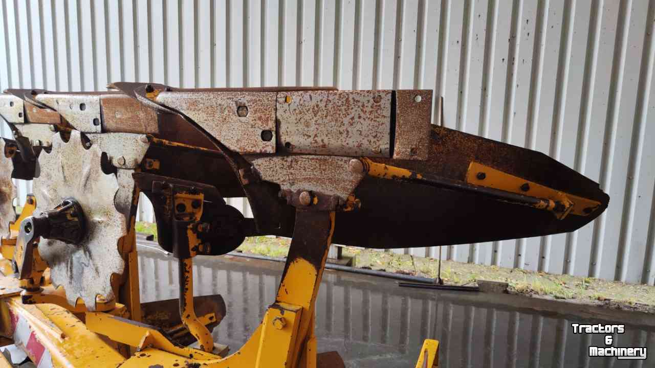 Ploughs Rumptstad RPV140-480 3 schaar