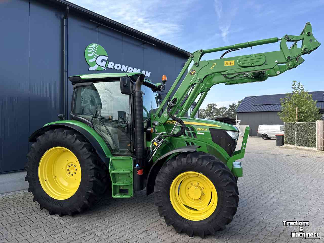 Tractor John Deere 6105R