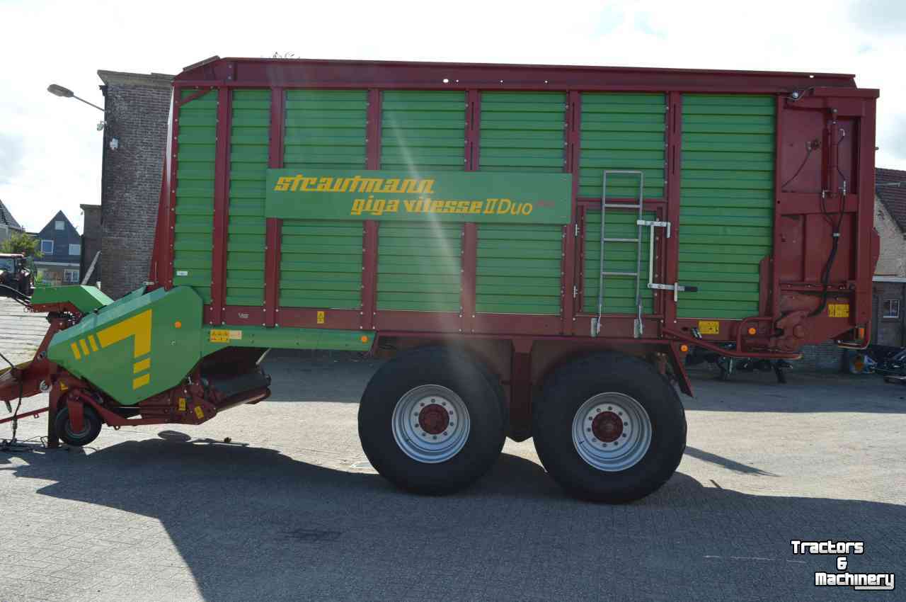 Self-loading wagon Strautmann Giga Vitesse 2 duo plus