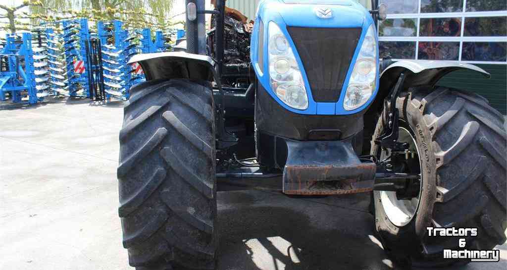 Tractors New Holland T7030