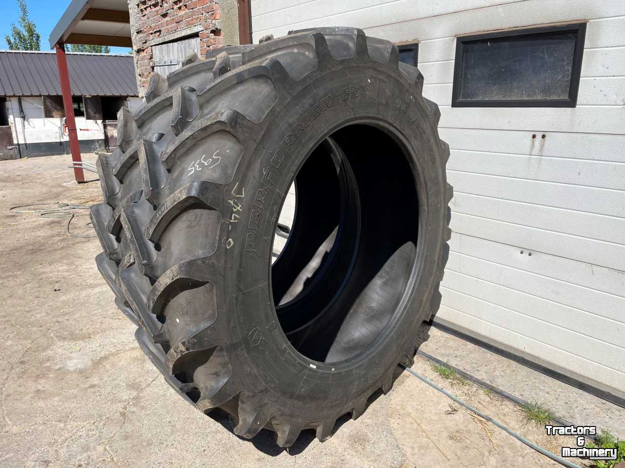 Wheels, Tyres, Rims & Dual spacers Firestone 460/85R42