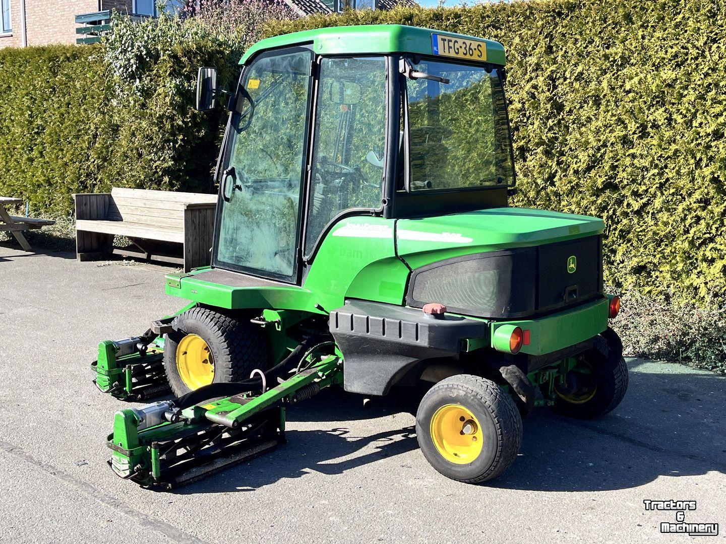 Ride-on mower John Deere 1905