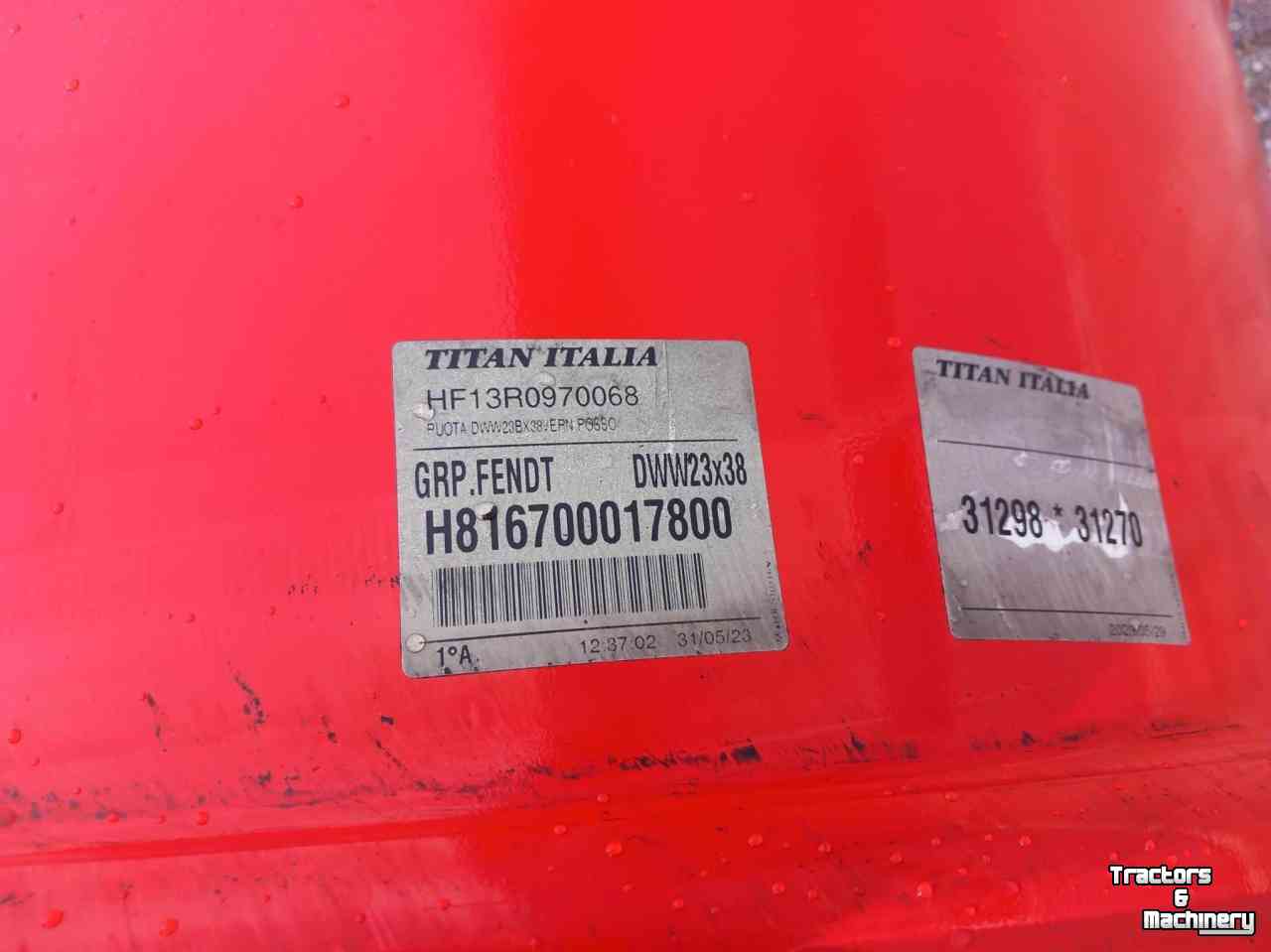 Wheels, Tyres, Rims & Dual spacers Fendt velgen set 18x28 en 23x38