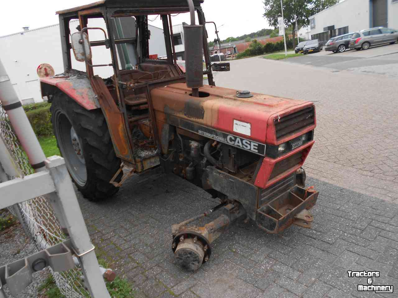 Tractor Case-IH 685