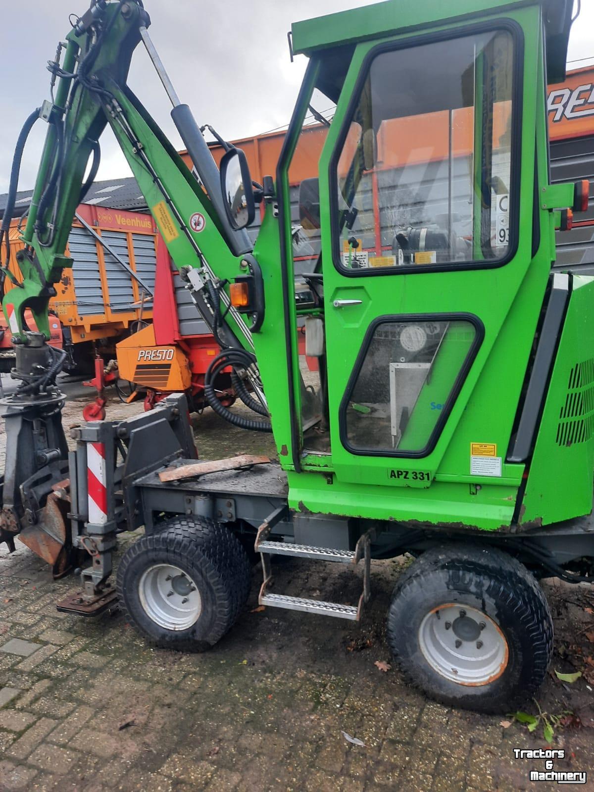 Excavator Hansa APZ331 Kraan