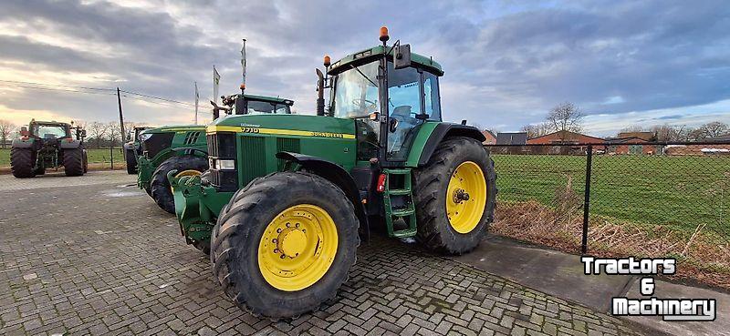 Tractor John Deere 7710