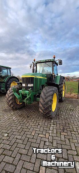 Tractor John Deere 7710