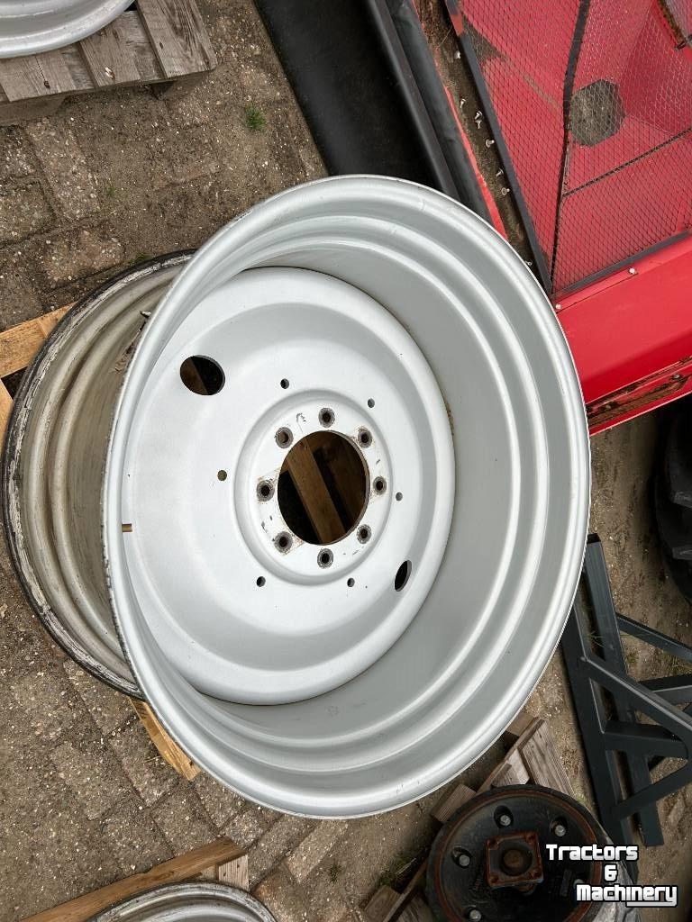 Wheels, Tyres, Rims & Dual spacers  DW20B x 38 + W16L x 28 Grijs