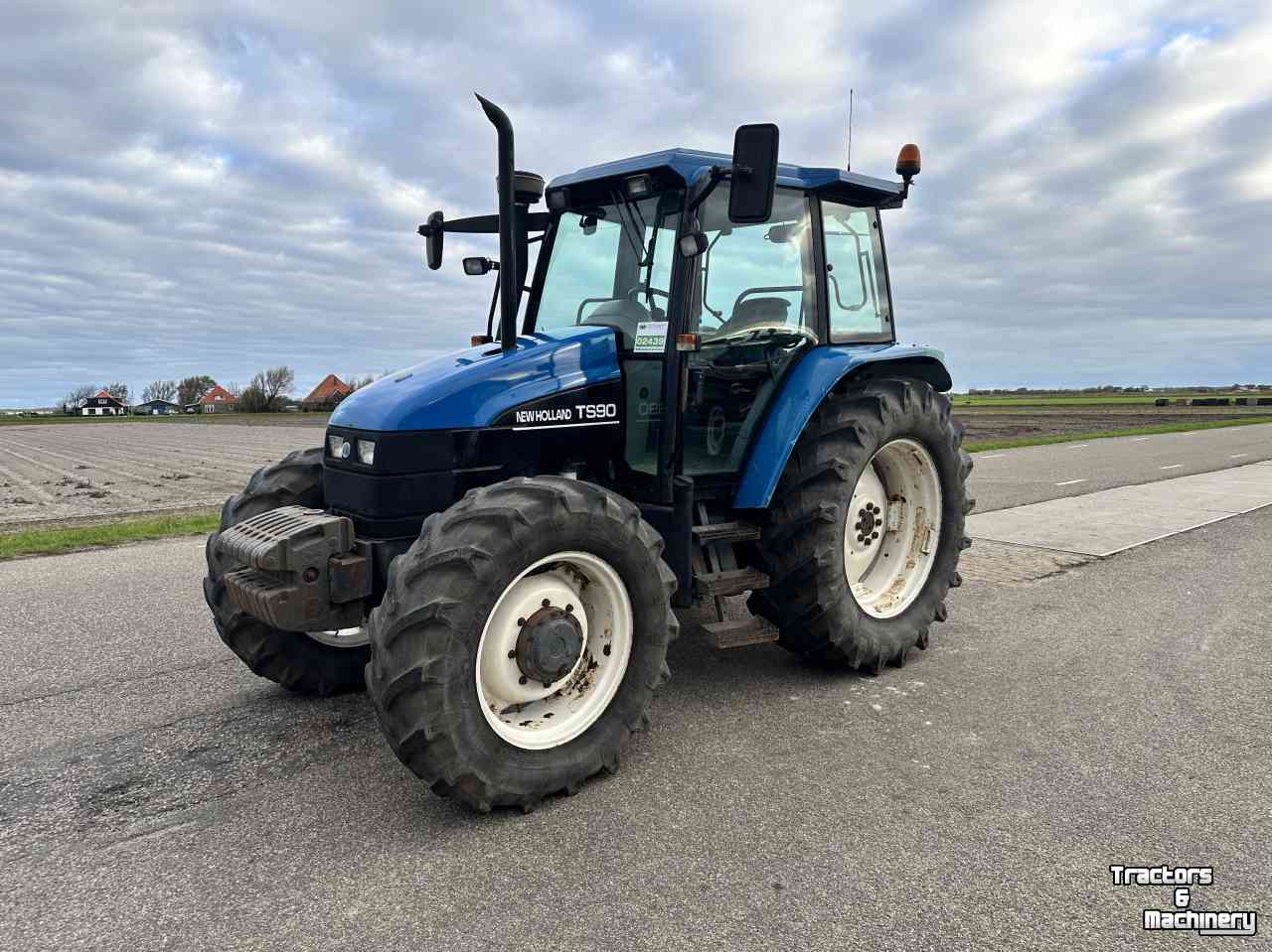 Tractor New Holland TS90