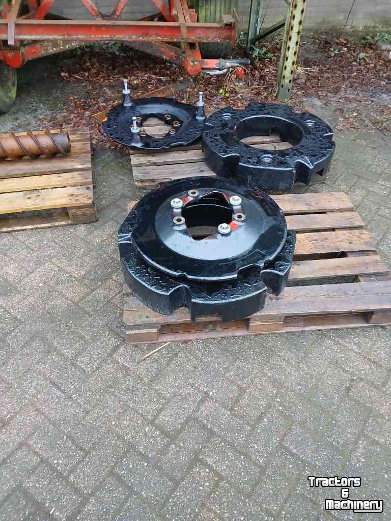 Wheelweights Fendt wielgewicht met moederplaat