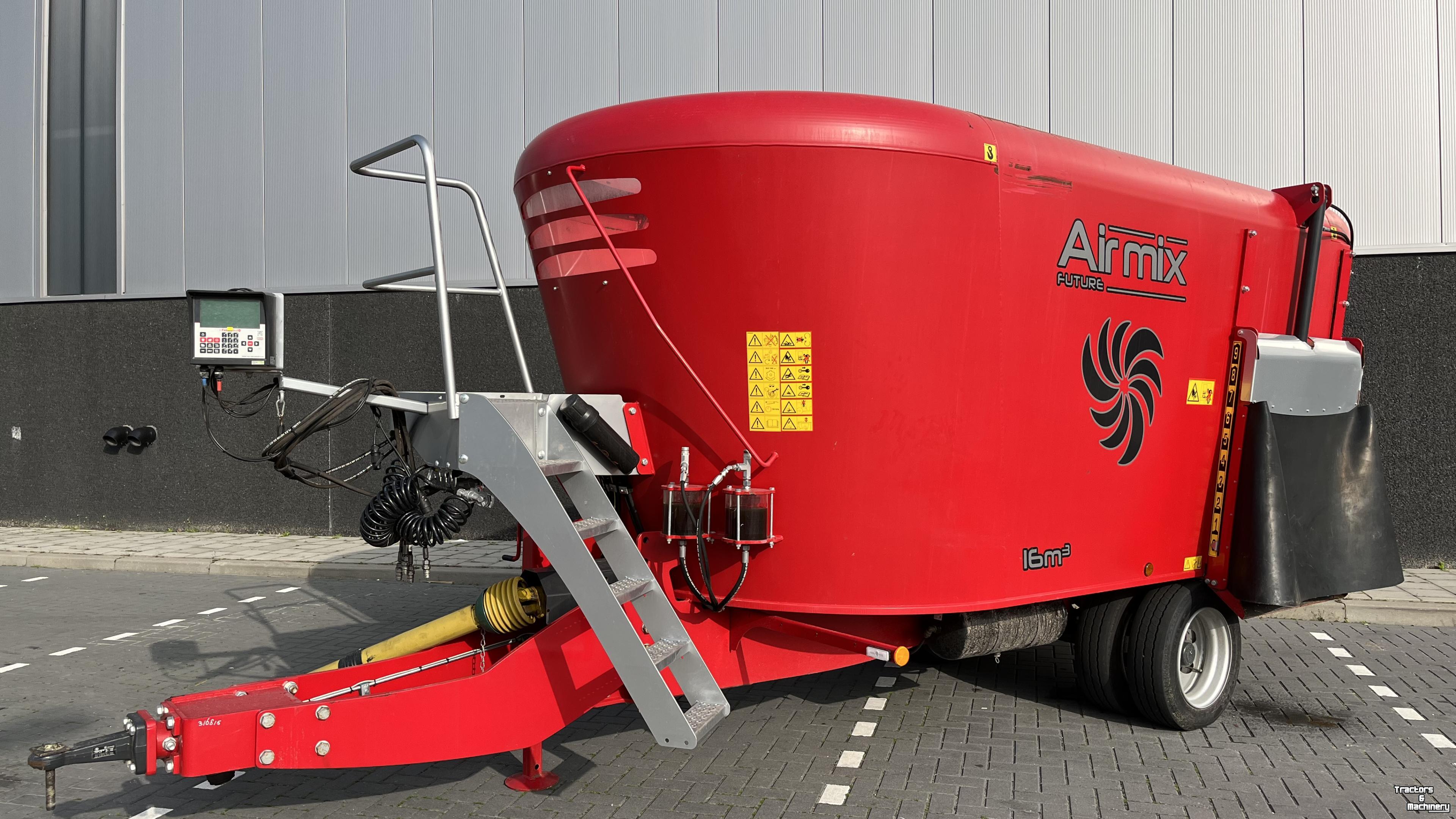 Vertical feed mixer Airmix 16-197/230