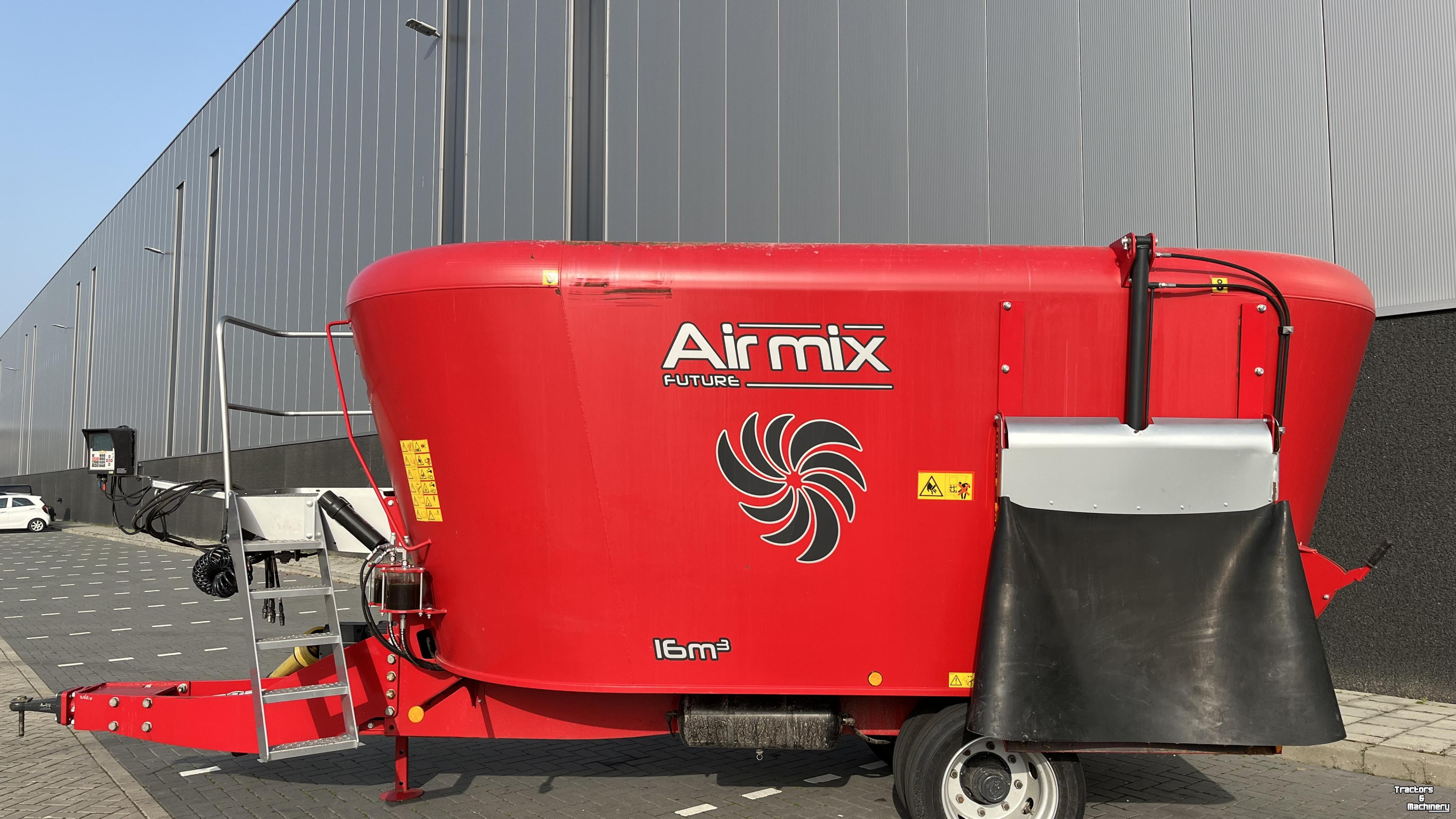 Vertical feed mixer Airmix 16-197/230
