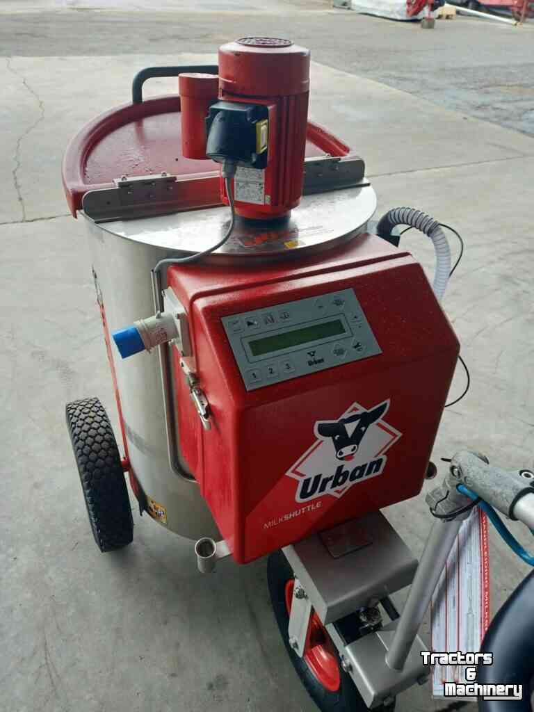 Mobile feedstation Urban Milkshuttle 100 liter Mobiel voerstation / Melktaxi