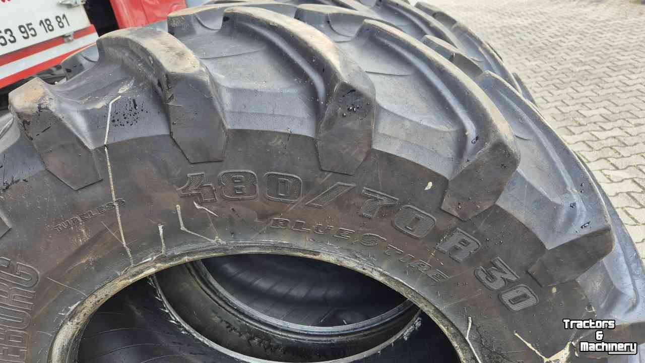 Wheels, Tyres, Rims & Dual spacers Trelleborg 480/70R30 TM700 met 32mm