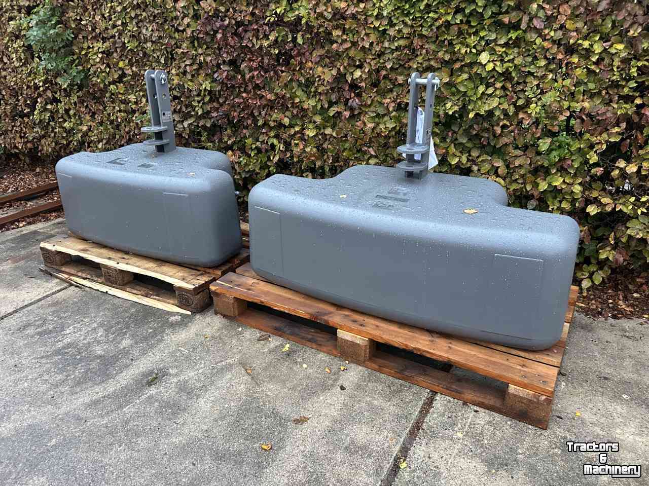 Frontweights Pateer Frontgewicht 600kg en 900KG