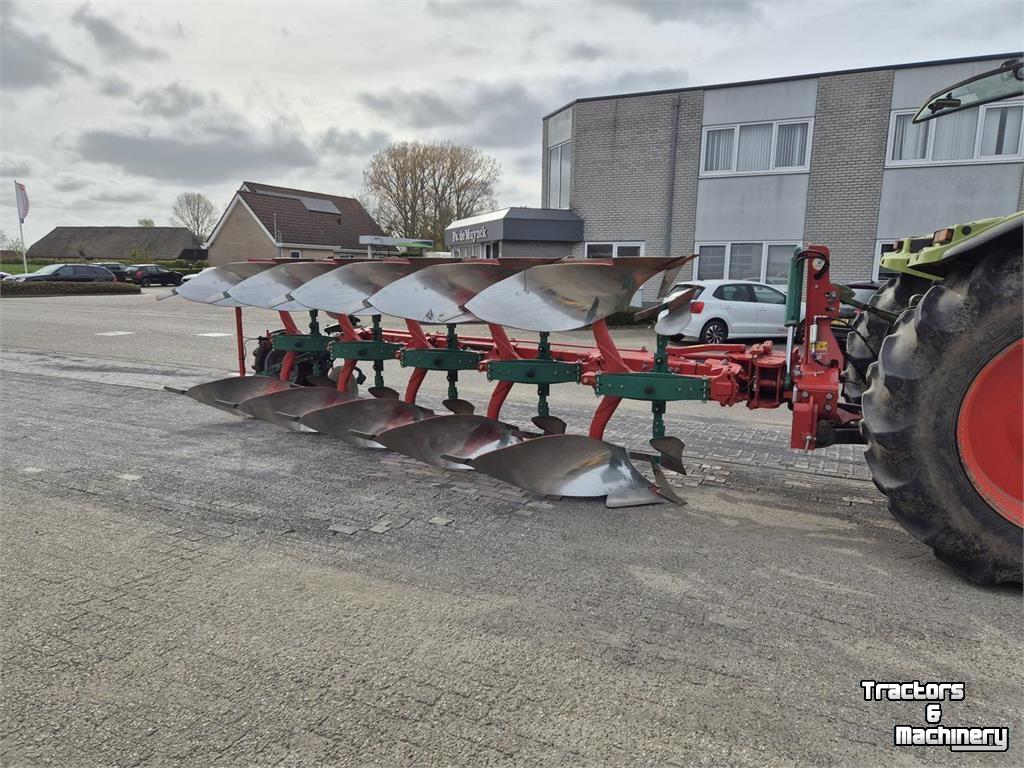 Ploughs Kverneland 3300S