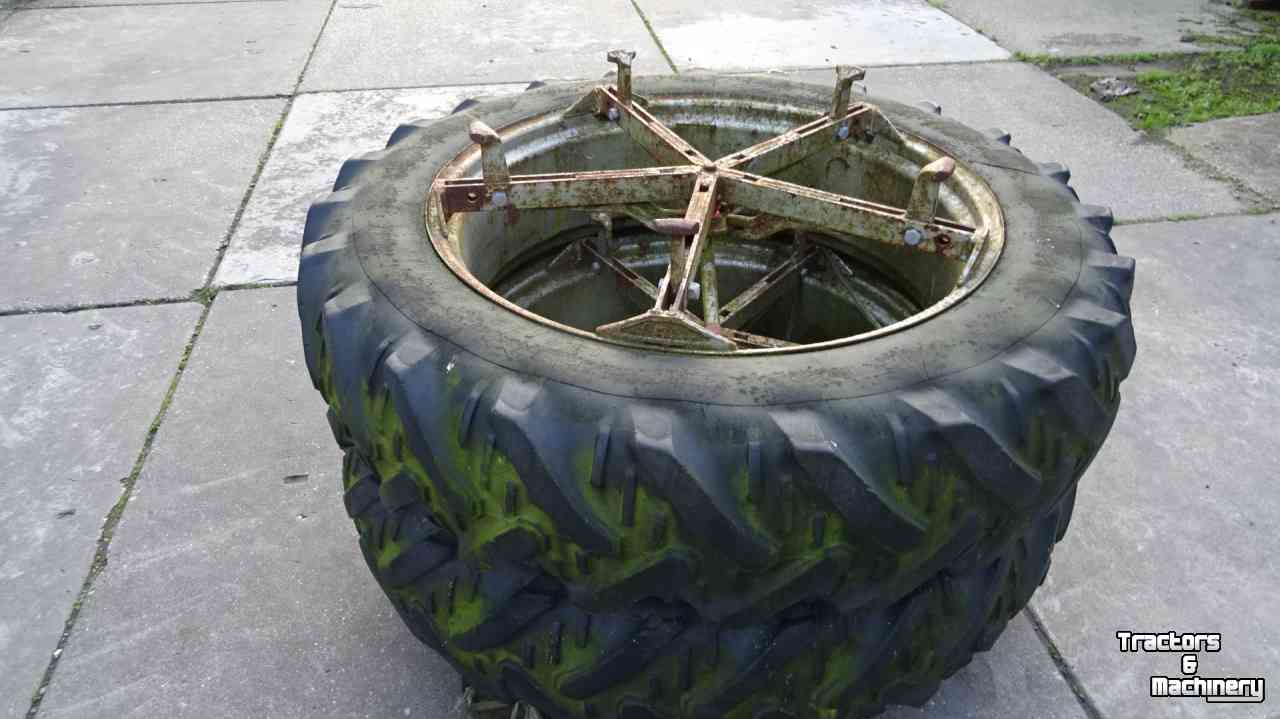 Wheels, Tyres, Rims & Dual spacers Molcon 13.6x38 verloop naar 34 inch