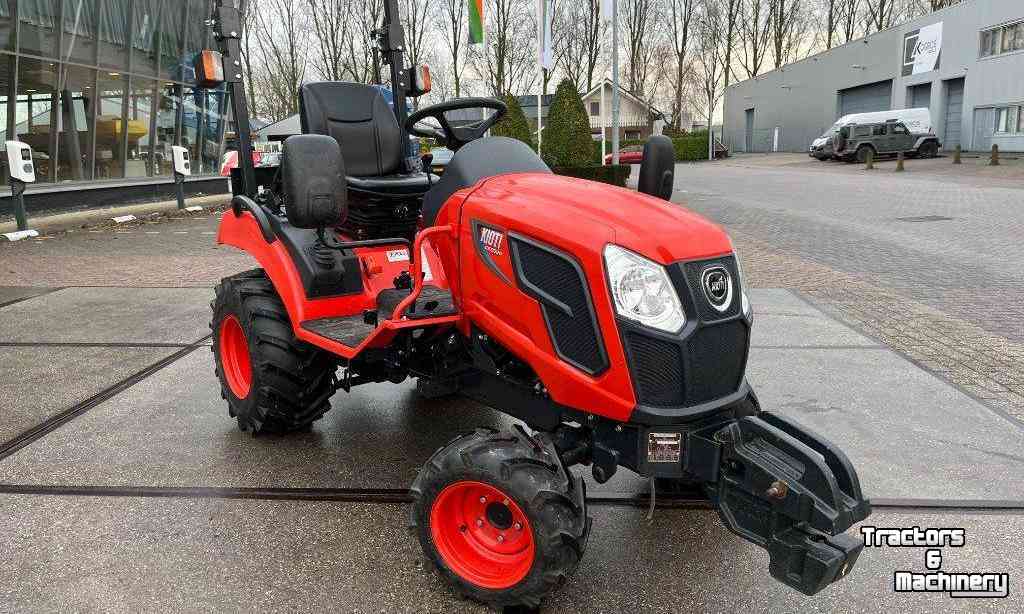 Horticultural Tractors Kioti CS 2220 M Compact Tractor